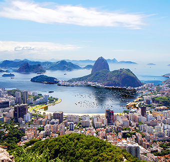 Paysage de la ville de Rio, les plages, les buildings