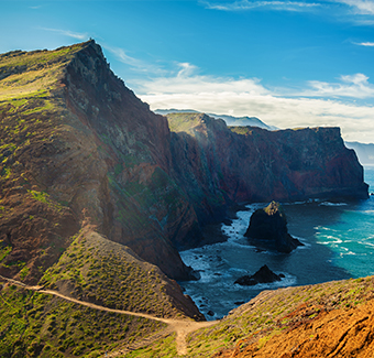 image de la plage sauvage à Ponta De Sao Lourenco