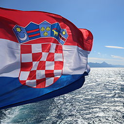 image du drapeau de la Croatie de couleur blanche, bleu, rouge et avec un peu de jaune