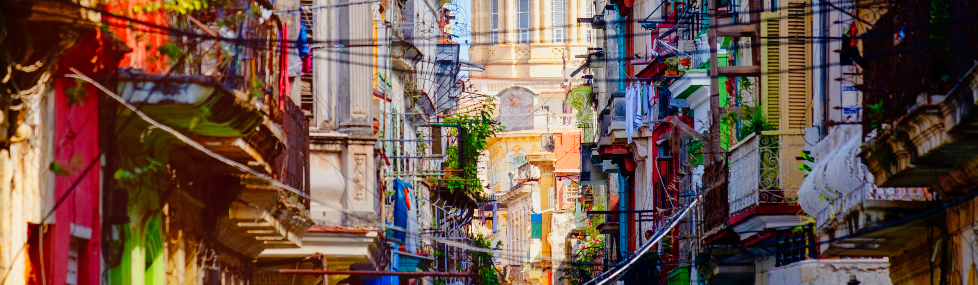 images des rues colorées de cuba